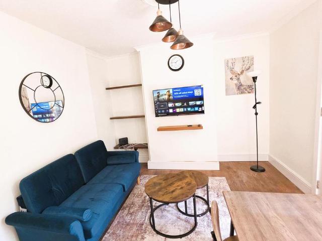 Room for rent in Elstree and Borehamwood, Borehamwood