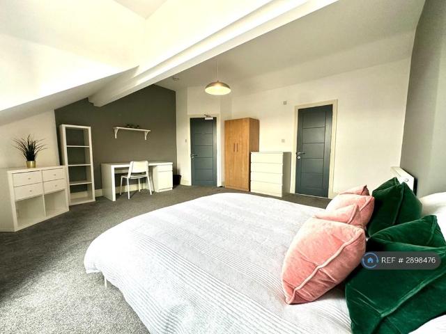 Room for rent in Middlehaven, Normanby