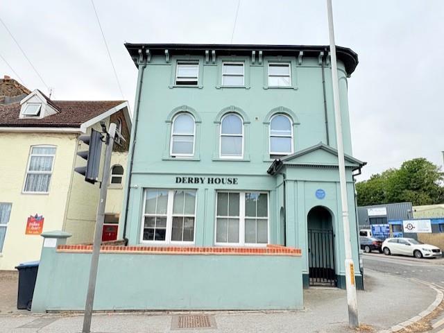 Room for rent in Whitehall, Acol