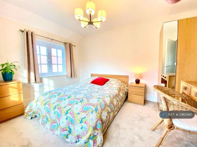 Room for rent in Chaul End, Caddington