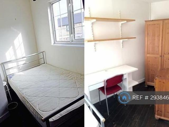 Room for rent in Golden Valley, Gloucestershire