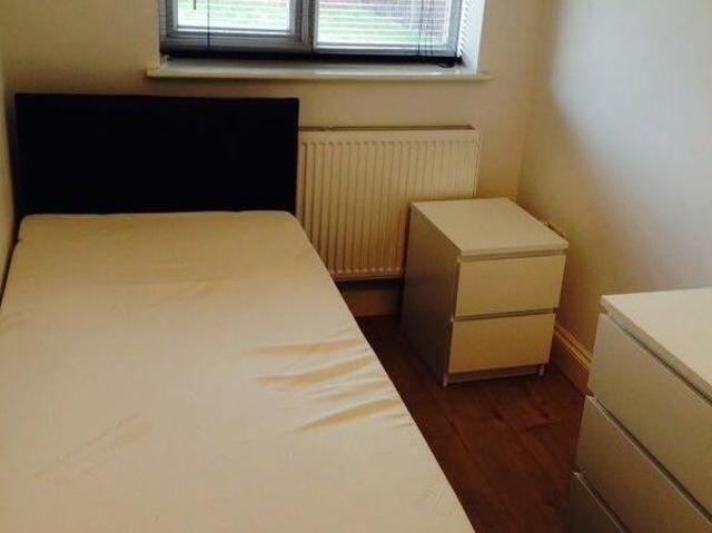 Room for rent in Hayes, Isle Of Man