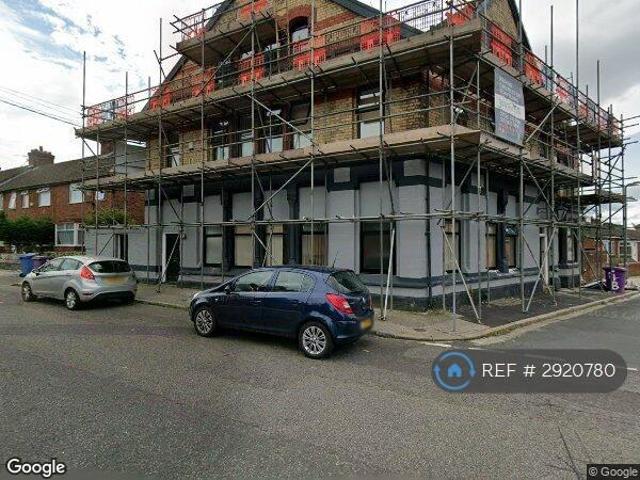 Room for rent in Calderstones