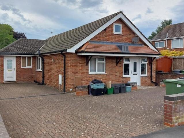 Room for rent in High Field, York