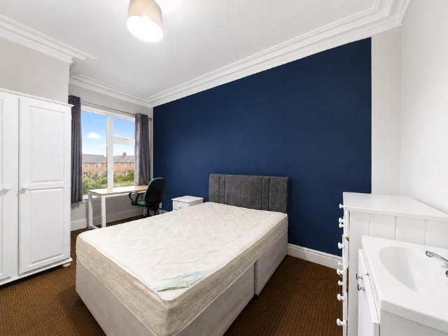 Room for rent in Semilong, Northampton