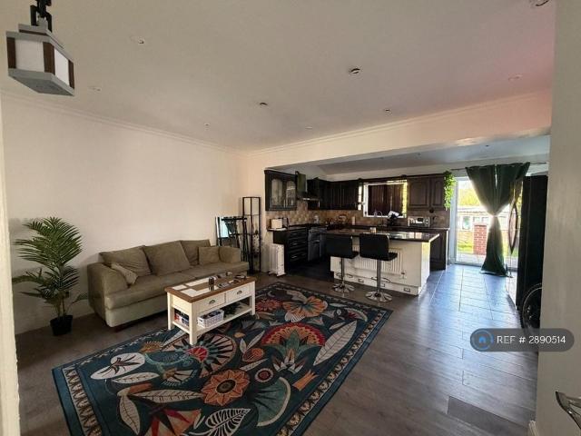 Room for rent in Marsh Farm, Luton