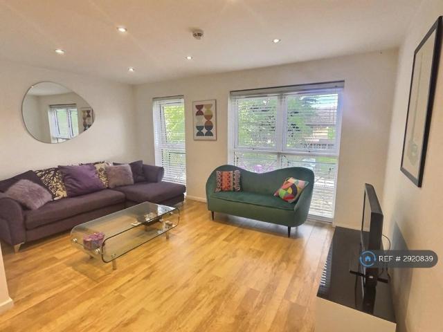 Room for rent in Clippers Quay, Isle Of Dogs