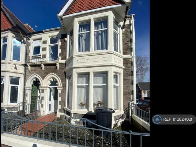 Room for rent in Falcon Lodge, Wales