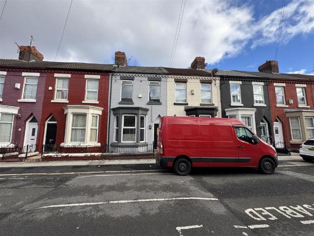 Room for rent in Elm Park, Calderstones