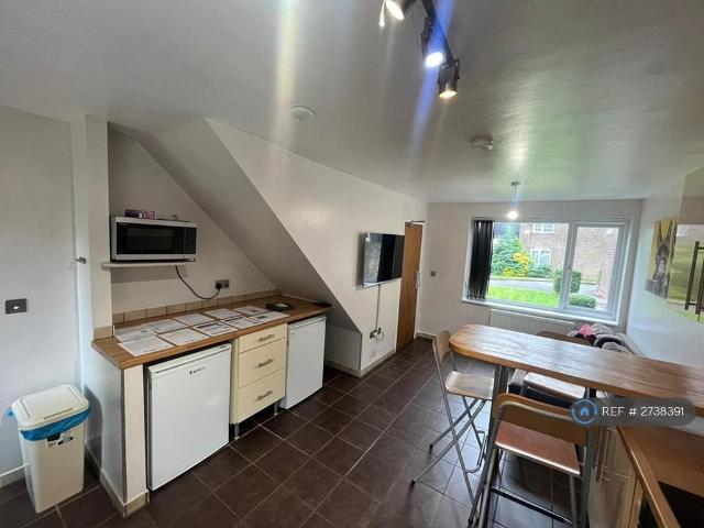 Room for rent in Selly Oak, Isle Of Man