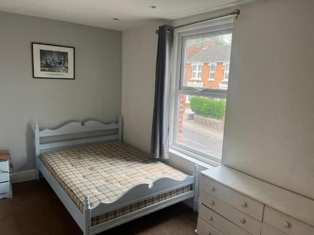 Room for rent in Hythe, Fordham Heath