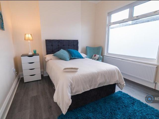 Room for rent in Middlehaven, Normanby