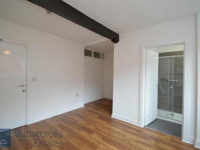 Room for rent in New Town, Alverton