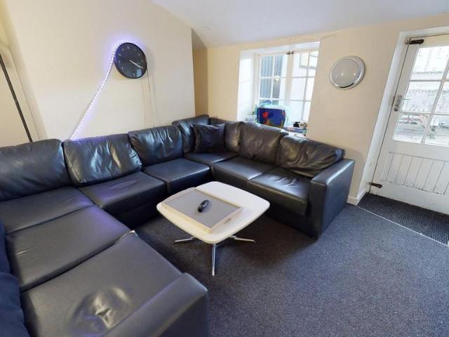 Room for rent in City Centre, Feckenham
