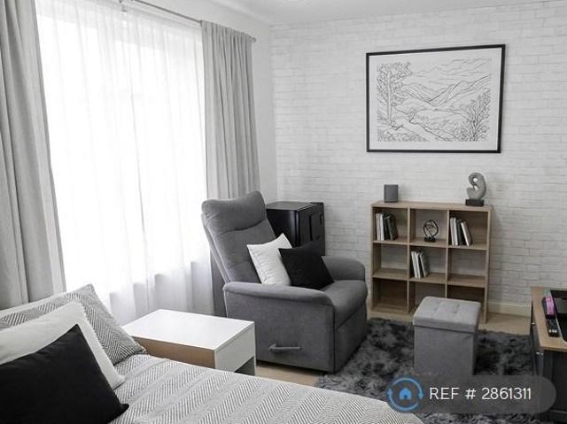 Room for rent in Coleshill, West Midlands