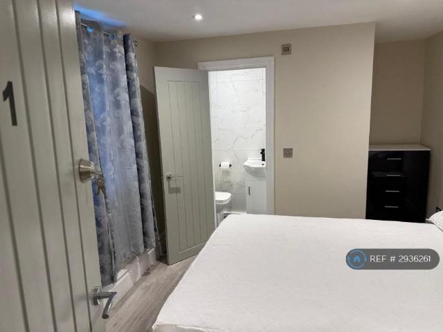 Room for rent in Repton Manor, Bridgefield