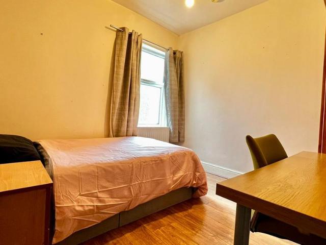 Room for rent in Stirchley, Isle Of Man