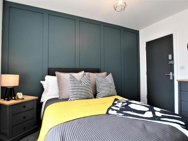 Room for rent in Caldermill, East Midlands