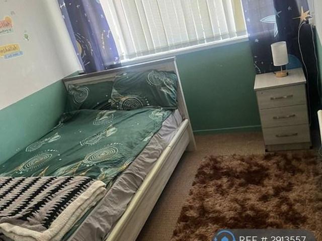 Room for rent in Longton, Stoke-on-Trent