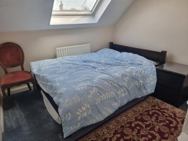 Room for rent in London Borough of Merton, Mitcham