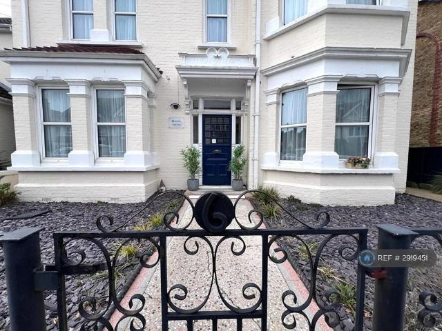 Room for rent in Upton, Acol