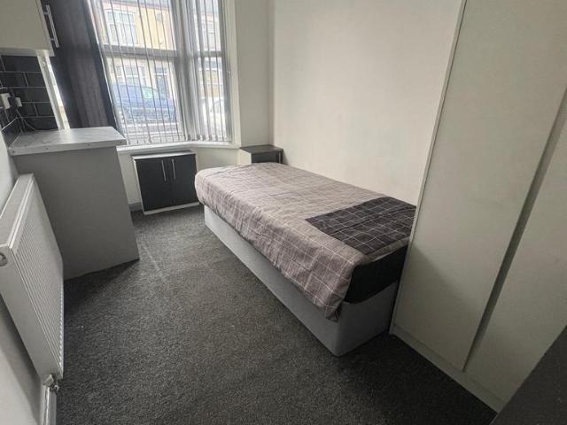 Room for rent in Winson Green, Isle Of Man