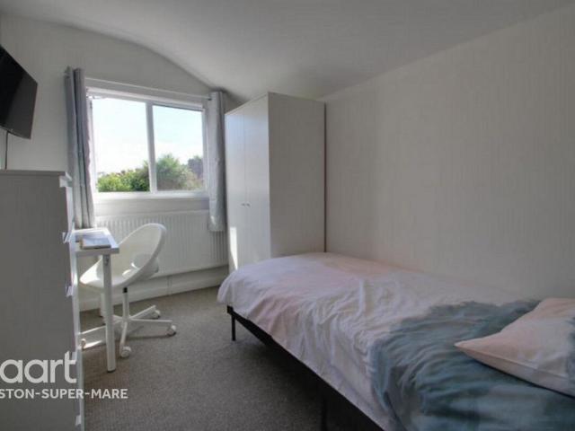 Room for rent in Bridgwater, Somerset