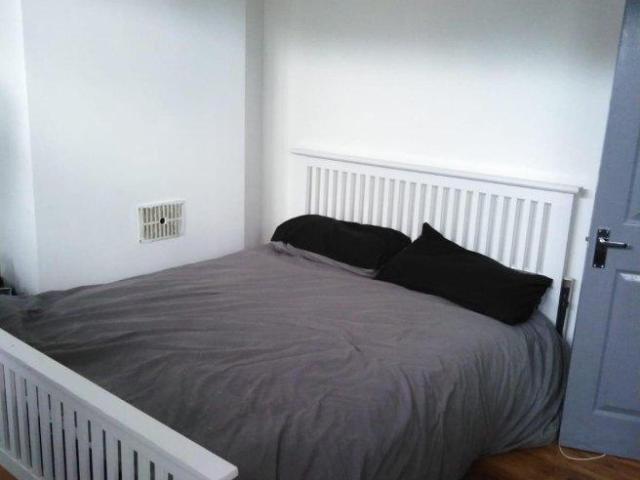 Room for rent in Strood