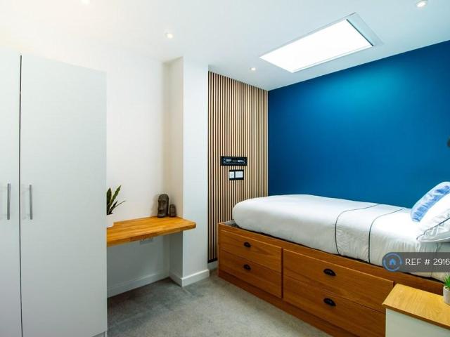 Room for rent in Helford, Hampshire
