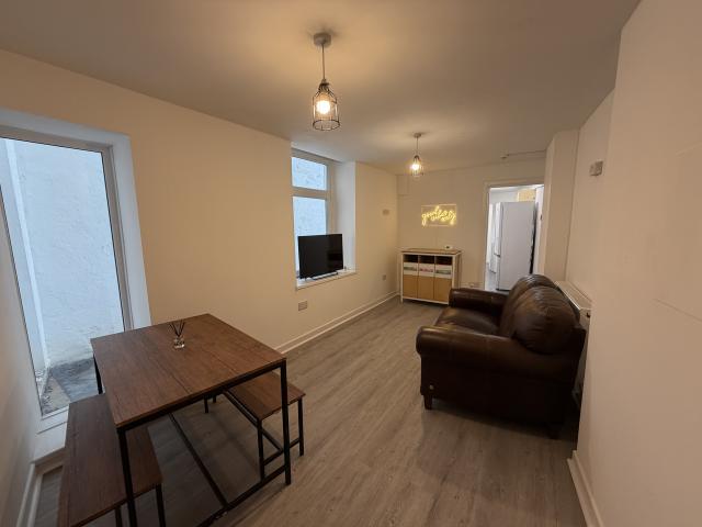 House for rent in Mount Pleasant, Nangreaves
