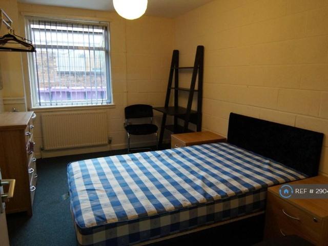 Room for rent in Calderstones, Isle Of Man