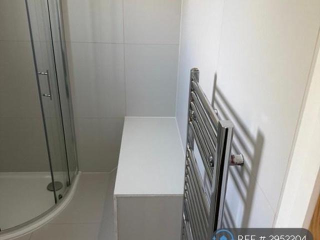 Room for rent in Houghton Regis, Bedfordshire
