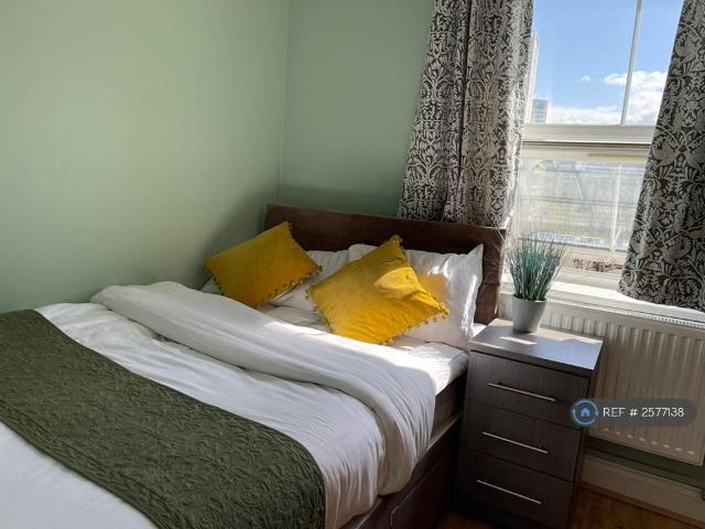 Room for rent in Kentish Town, Isle Of Man