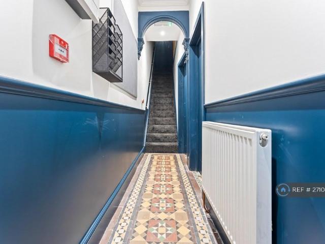 Room for rent in Hillmorton Paddox, New Bilton