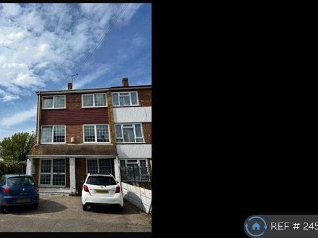 Room for rent in Winter Gardens, Essex