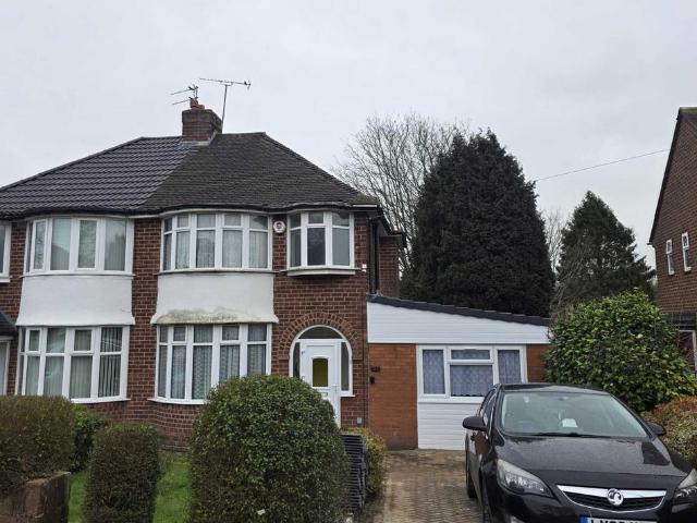 Room for rent in Rednal, West Midlands