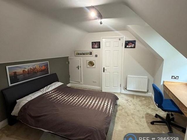 Room for rent in Chigwell, Epping