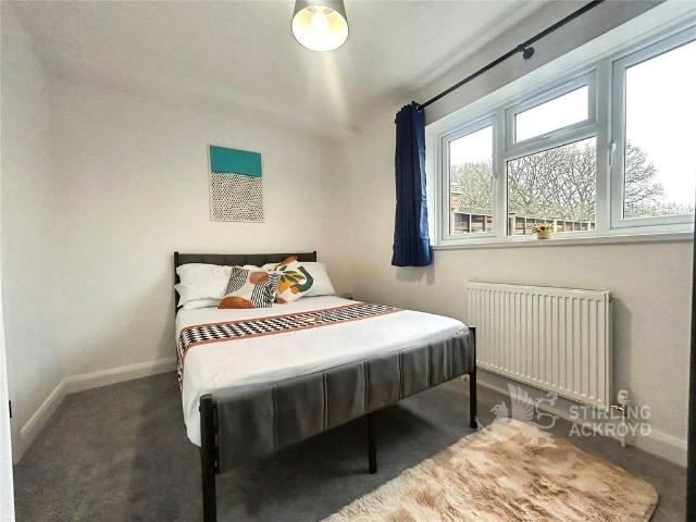 Room for rent in Fairlands, Guildford