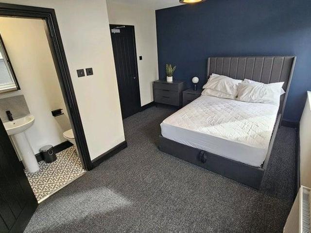 Room for rent in Swinton Park, Salford