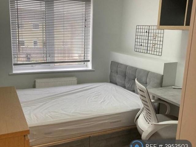 Room for rent in Dulcote, Bath And North East Somerset