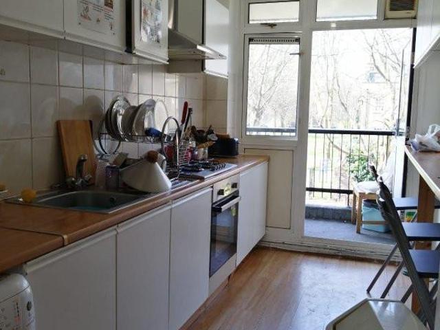 Room for rent in St. George in the East, Wapping