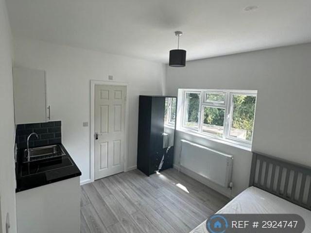 Room for rent in Charlton, Isle Of Man