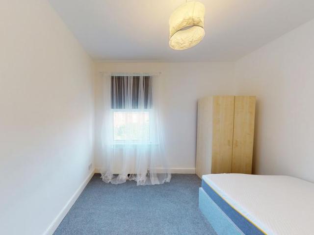 Room for rent in Greater London