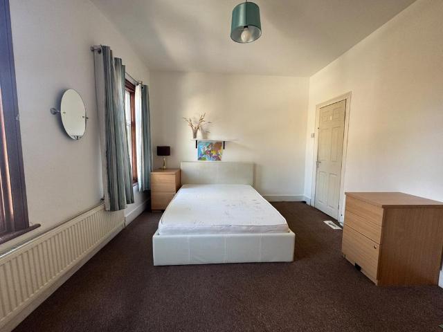 Room for rent in Temple Mills, Greater London