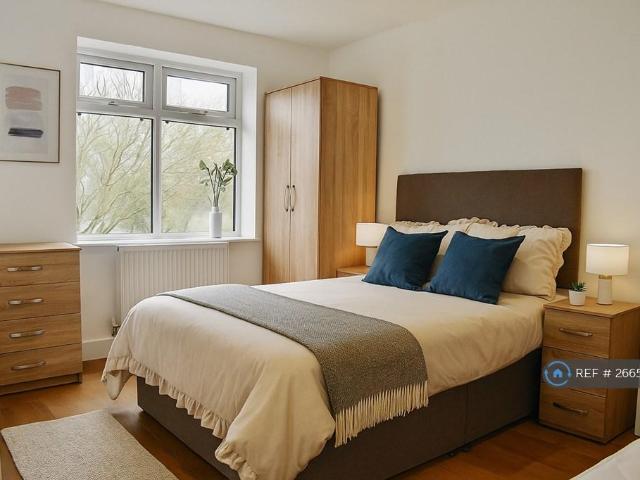 Room for rent in Brompton, Gillingham