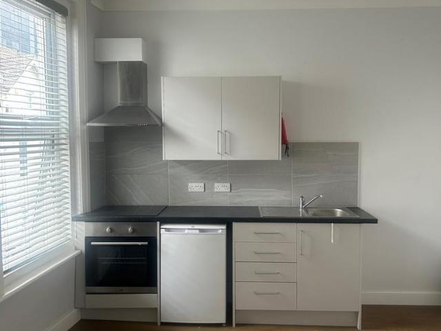 Room for rent in West Cliff, Isle Of Man