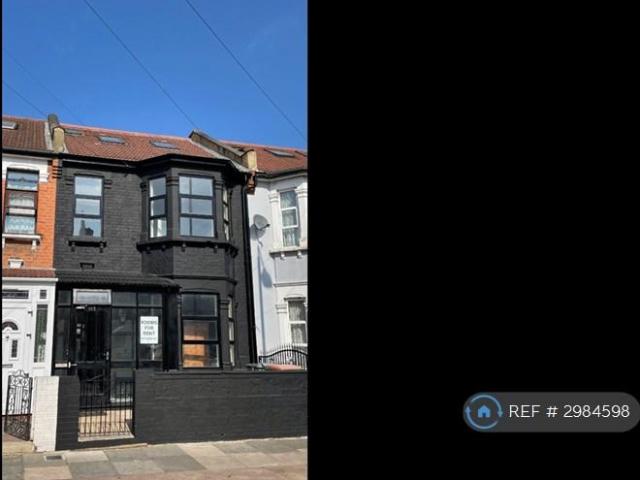 Room for rent in Little Ilford, Greater London