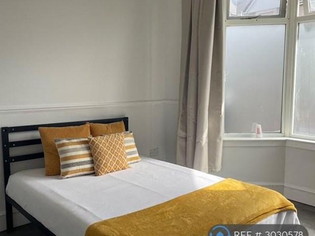 Room for rent in East Usk, Wales