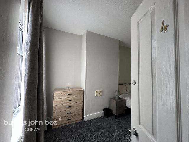 Room for rent in Hammond Street, Isle Of Man