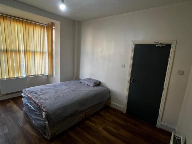 Room for rent in Winson Green, Isle Of Man